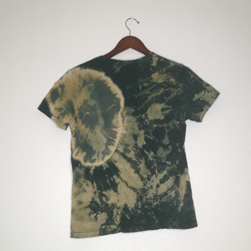 “Messy hair don’t care” bleach tee